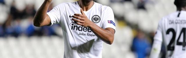  法兰克福前锋转会英超传闻遭俱乐部辟谣否认  