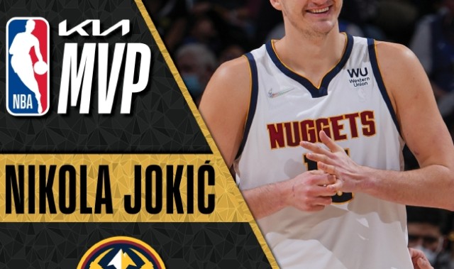  约基奇蝉联常规赛MVP创中锋历史纪录  