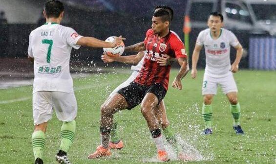  罗马客场遭遇门线悬案VAR判定引发争议  