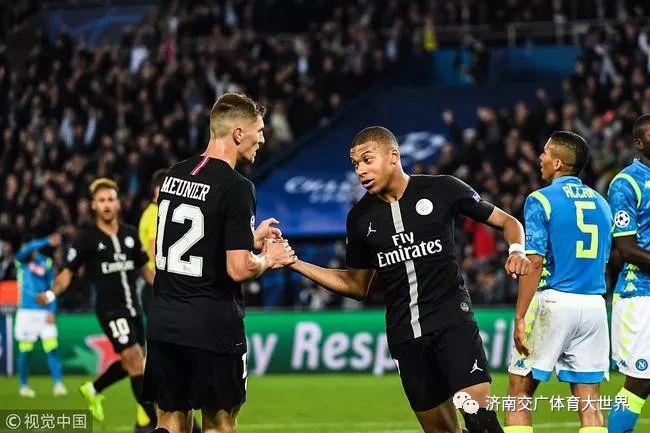  巴黎圣日耳曼客场逆转里昂保留争冠希望  