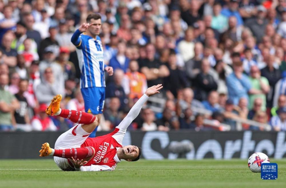  阿森纳新援破门助队逆转布莱顿  